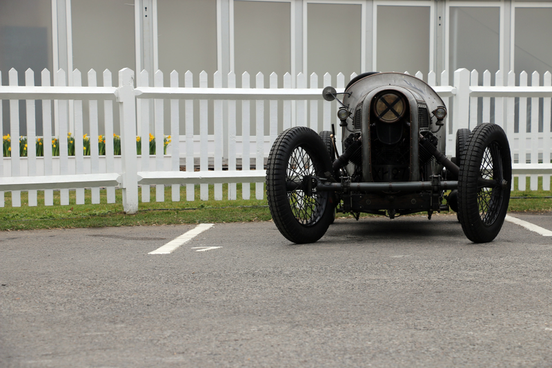 Illustration for article titled Get Lost In The Fantastic World Of Early 20th Century Race Cars